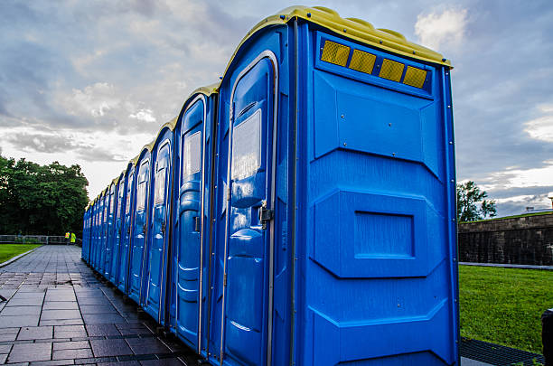 Best Portable restroom trailer rental  in Decatur, AL